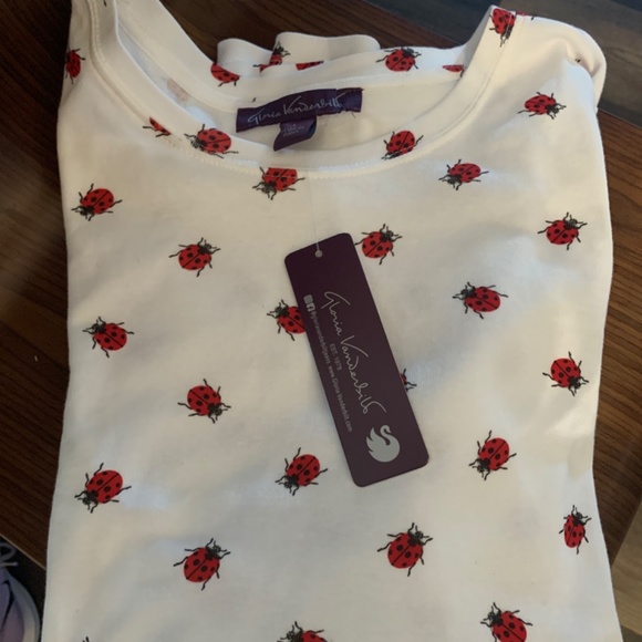 Gloria Vanderbilt Margaret tee. NWT. Retail ‎ 24 - Picture 8 of 8